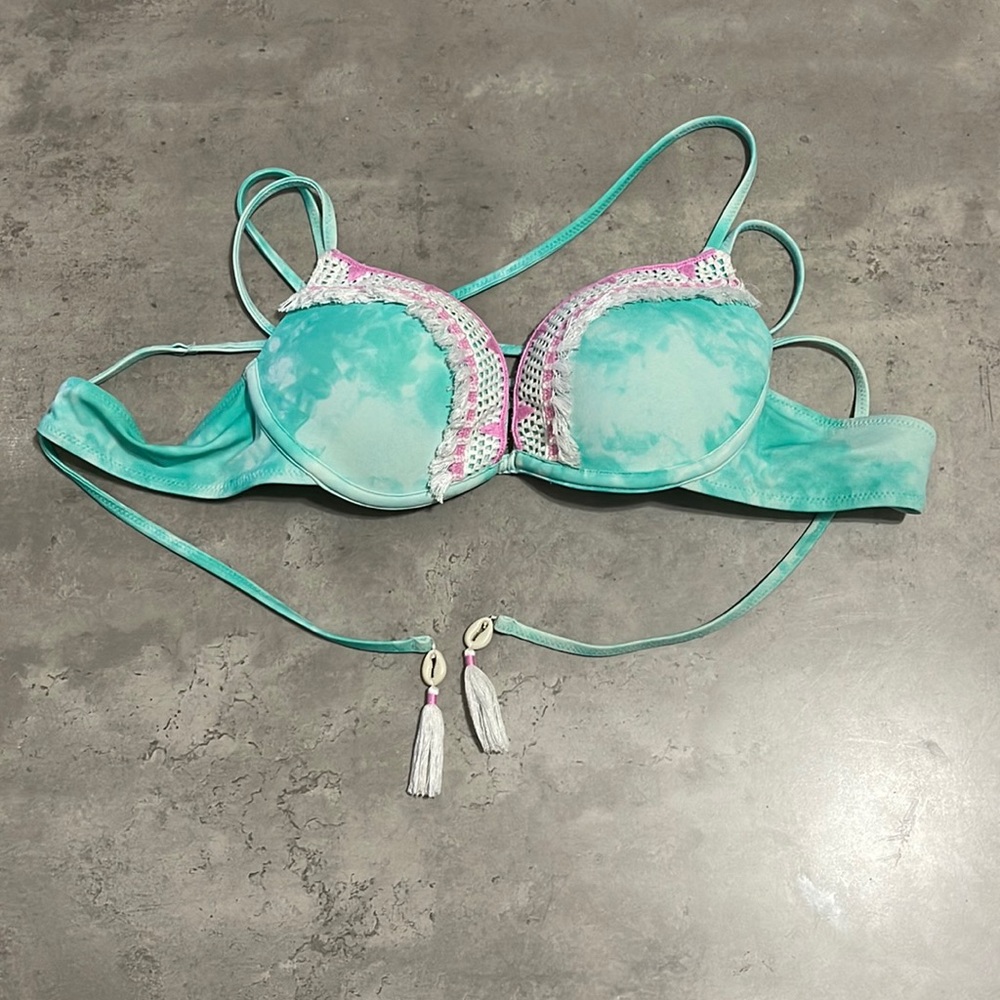 Push up bikini top